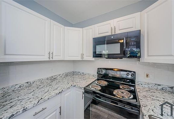 3rd image of 16 N Highland Ave #6