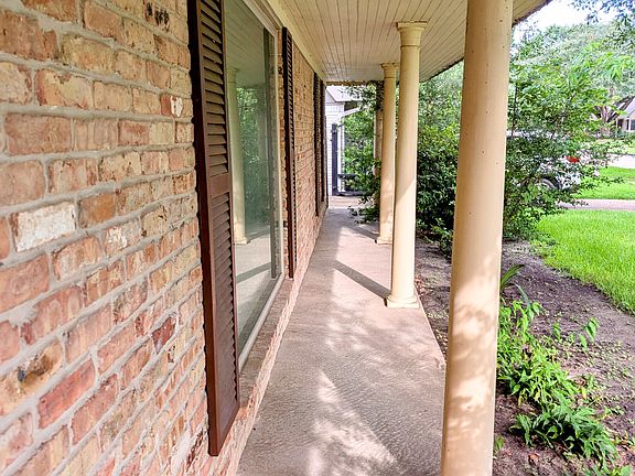 2nd image of 5850 Braesheather Dr