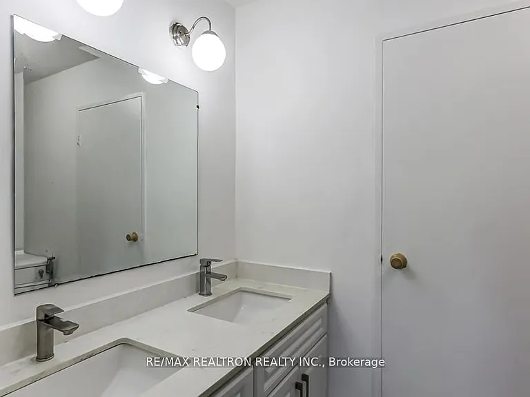 100 Mornelle Ct #1045 — Photo 32