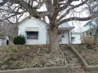 310 S State St, Crooksville, OH 43731