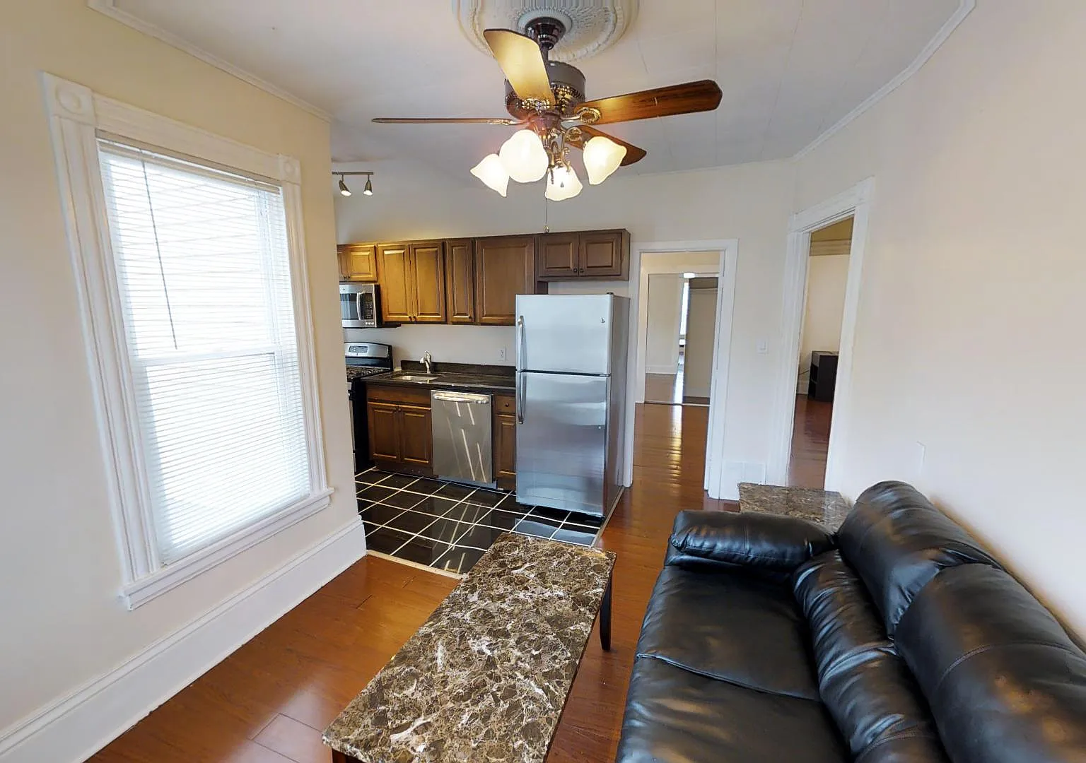 4 bed, 1.5 bath, $2,600 — Photo 2