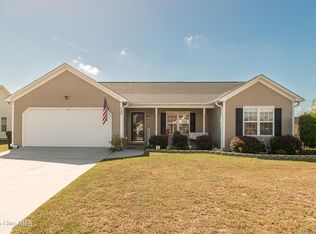 7300 Woodhall Dr, Wilmington, NC 28411