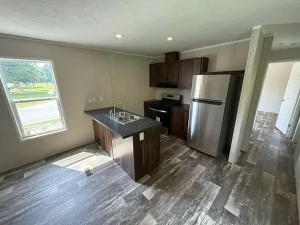 56 S Court St #2, Woodsville, NH 03785