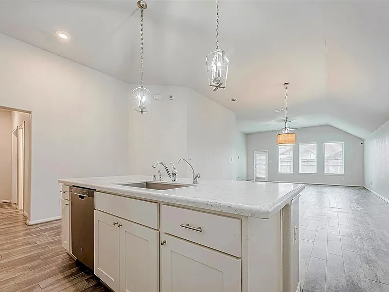 31118 Gulf Cypress Ln — Photo 5