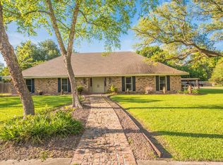 816 Oak St, Scott, LA 70583