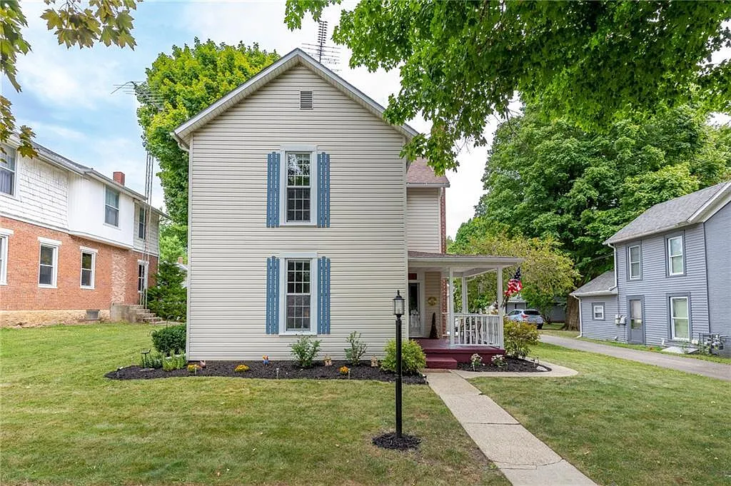 312 W Columbus St photo 1