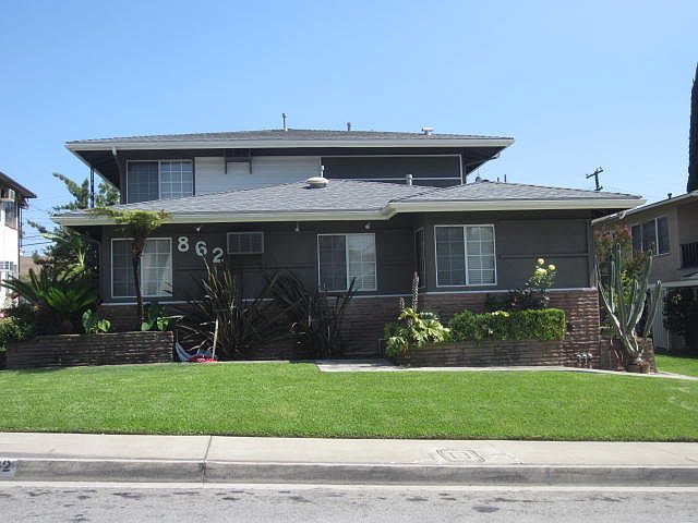 1st image of 862 Carillo Dr APT A