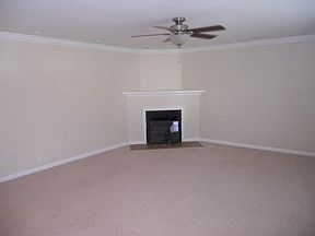 4th image of 7 Shelly Ave