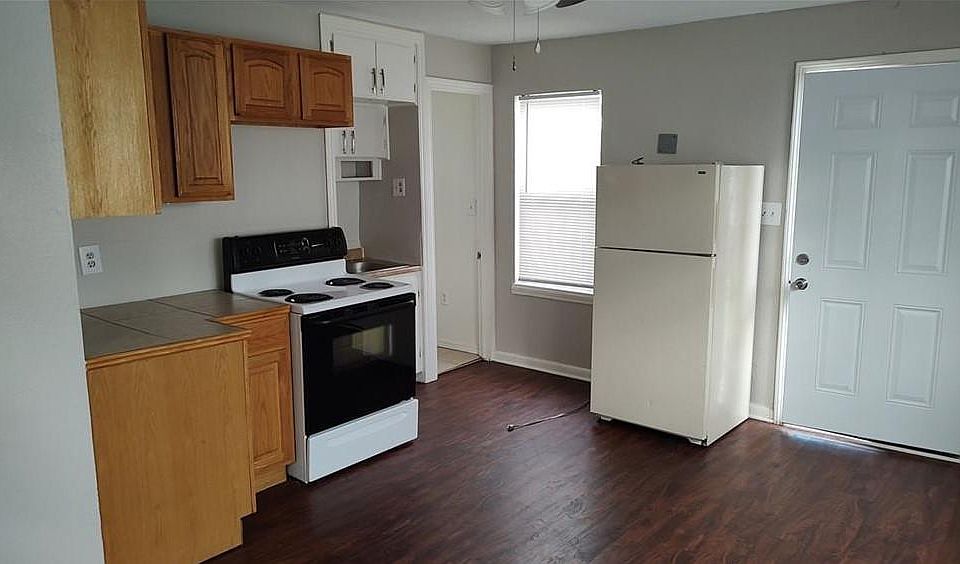 2nd image of 1840 NW 12th St #2