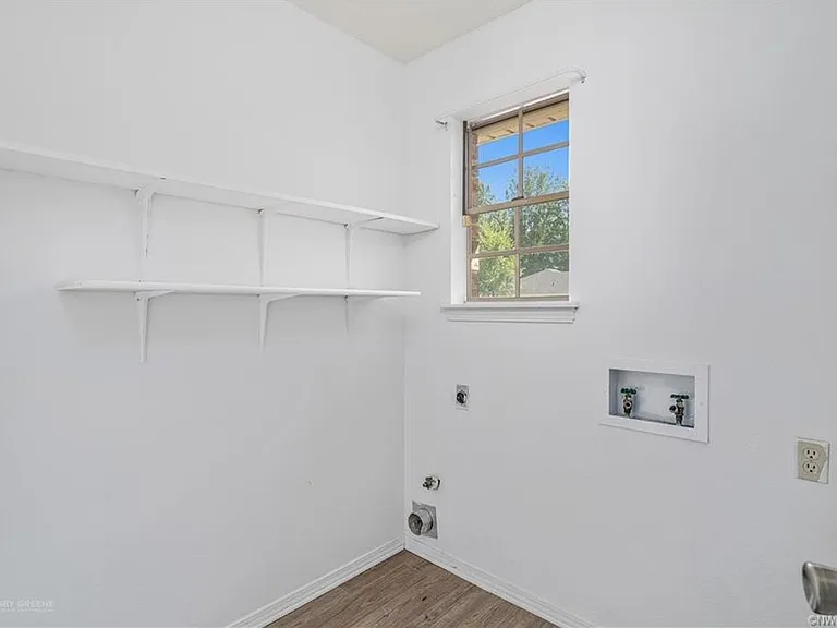 3511 Lanell Dr — Photo 18