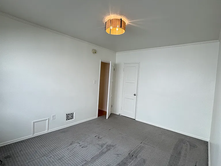 1455 1/2 S Beverly Dr — Photo 17