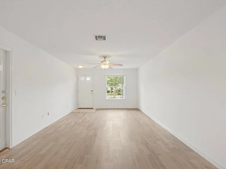 3123 Meadow St — Photo 8