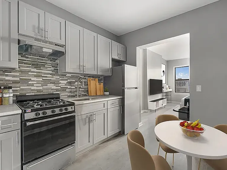 901 Dekalb Ave #2C — Photo 1