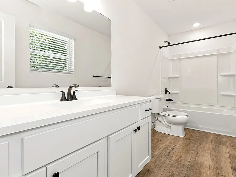 1010 Chittock Ave — Photo 12