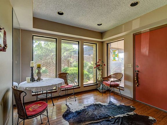 3rd image of 4815 W 11th Ave
