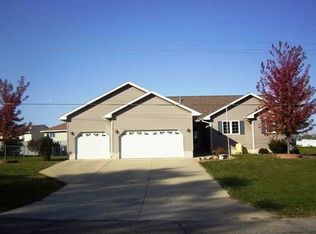 5343 Lafayette Rd, Elk Run Heights, IA 50707