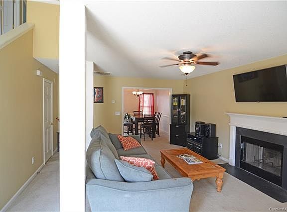 2nd image of 7913 Donet Terrace Dr