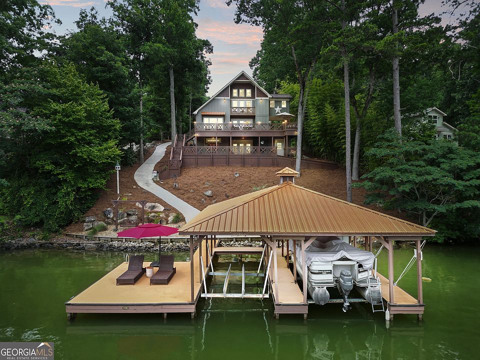 1st image of 298 Roberts Point Rd
