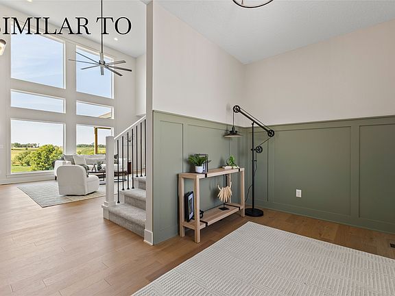 2nd image of 3004 Clearwater Dr