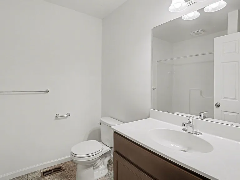 22 Sand St — Photo 22