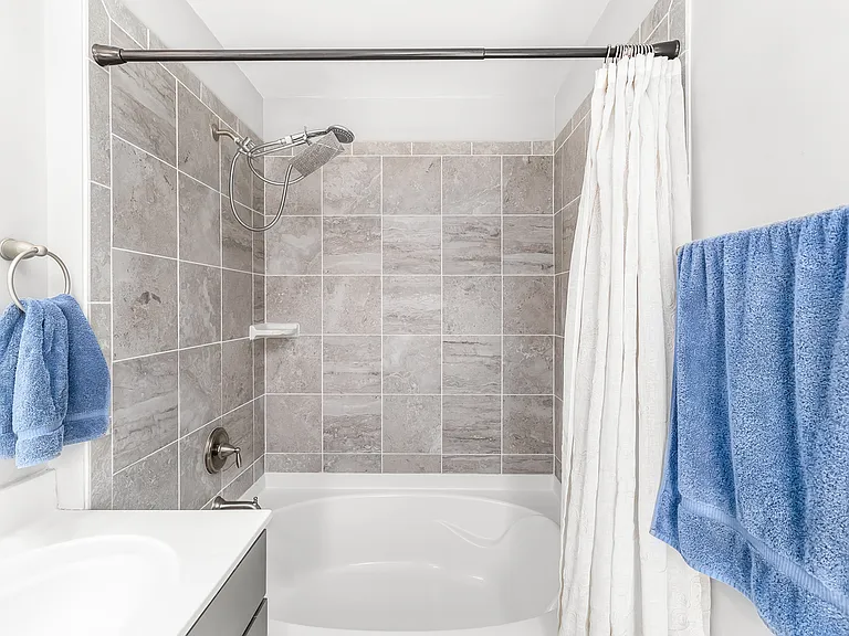 302 Reid Dr — Photo 14