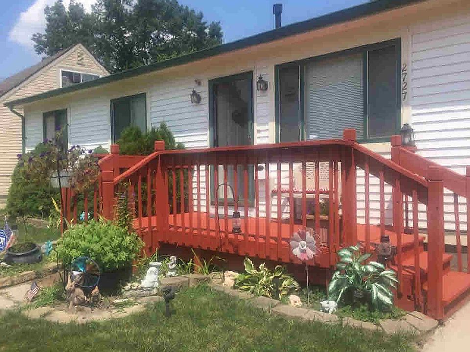 2nd image of 2727 Appleridge St