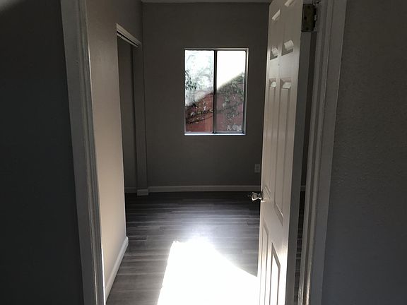 5th image of 6040 Eucalyptus Ln