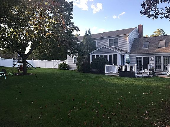 5th image of 30 Copperfield Dr