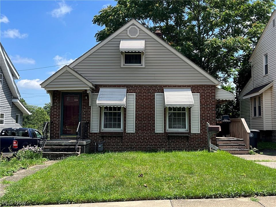 1st image of 1385 Burkhardt Ave