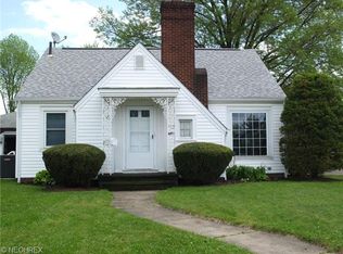 1002 Clarendon Ave NW, Canton, OH 44708