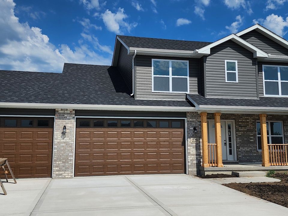 1st image of 225 S Primrose Dr