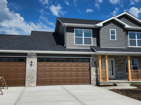 225 S Primrose Dr, Coal City, IL 60416