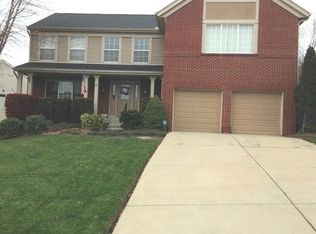 22 Observatory Pointe Dr, Wilder, KY 41076
