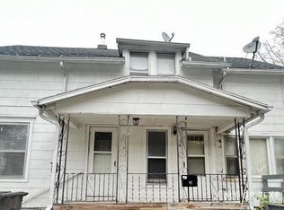 615 Center St APT 1, Jackson, MI 49202