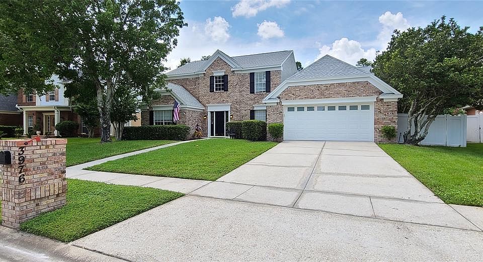 1st image of 3976 Carnaby Dr