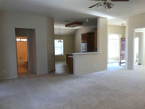 2nd image of 1306 Woodmoor Dr