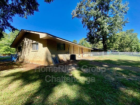 3rd image of 5055 Harley Ln