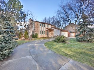 2120 Langham Dr, West Bloomfield, MI