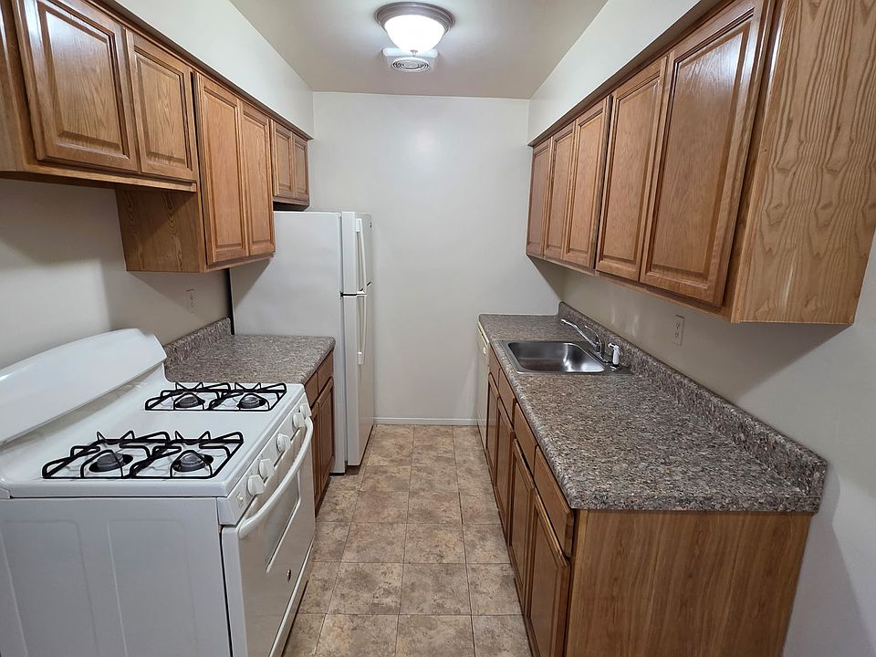 1st image of 69B Darcey Ave #4B