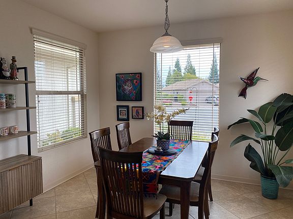 3rd image of 1112 Fairview Ct