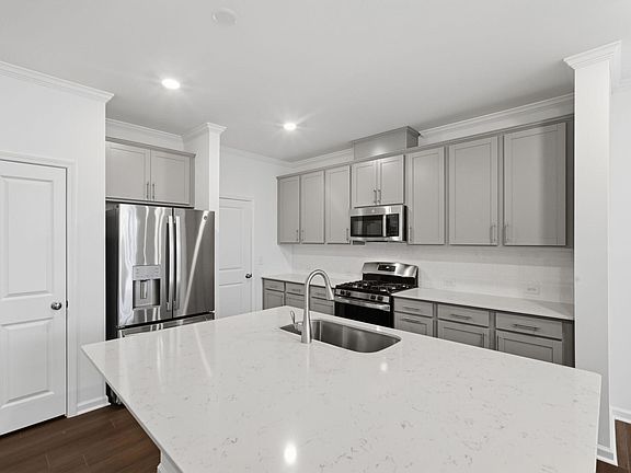 6th image of this home