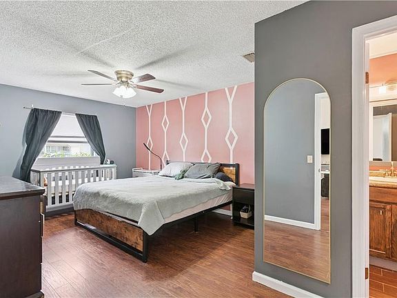 5th image of 415 Sunnyside Dr