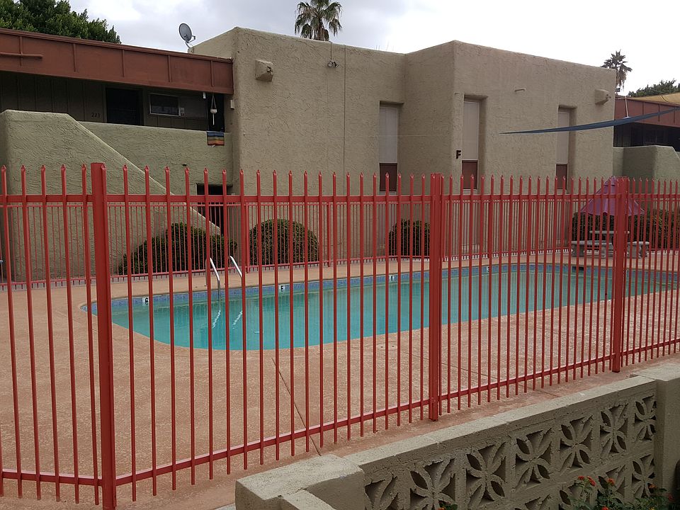 swimming pool area