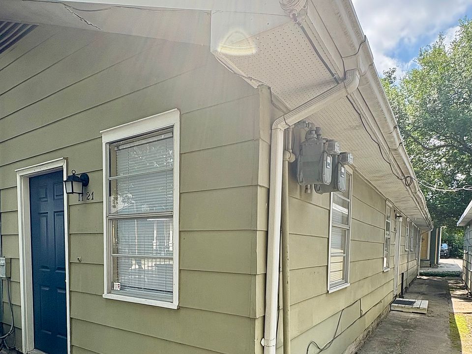 1st image of 1121 Burdette St