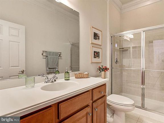 4th image of 3814 Glen Eagles Dr