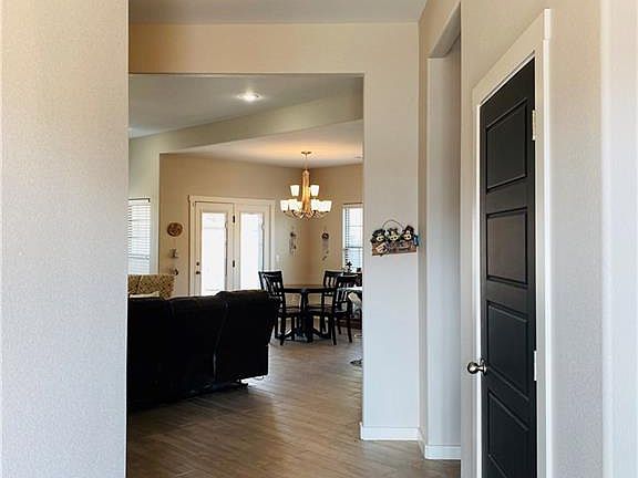 2nd image of 11048 Rosebay Ln