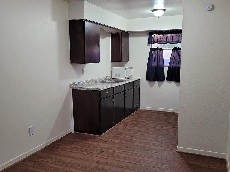 9205 Allwood St #A — Photo 6