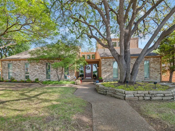 7104 Winedale Dr, Dallas, TX 75231