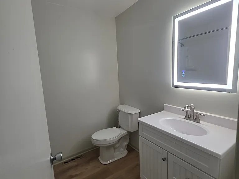 199 Lakeview Dr — Photo 12