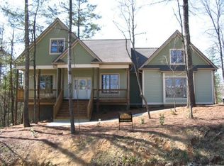 201 Wisdom Cove Rd, Flat Rock, NC 28731